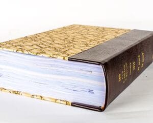 Art et Reliure de Lautrec Notaires livre fermé